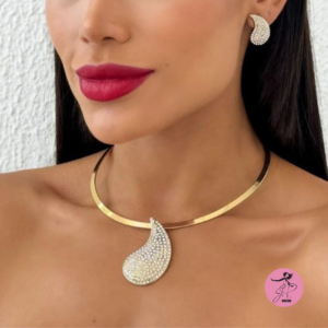 Conjunto Folheado a Ouro 18K -Strass